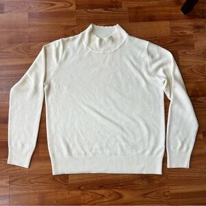 4/$15 Sag Harbor cream sweater